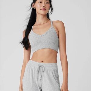 ALO Yoga Seamless Ribbed Low Back Bra in Athletic Heather Gray